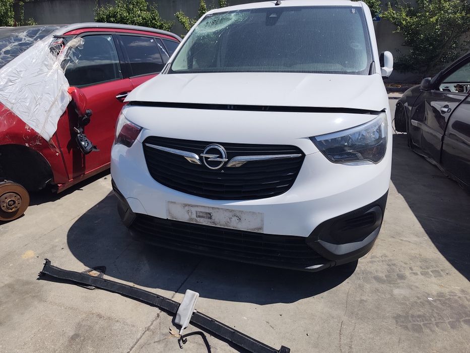 Opel combo viatura para peças