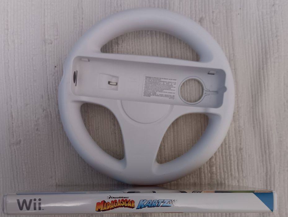 Madagáscar Kartz + Volante Nintendo Wii