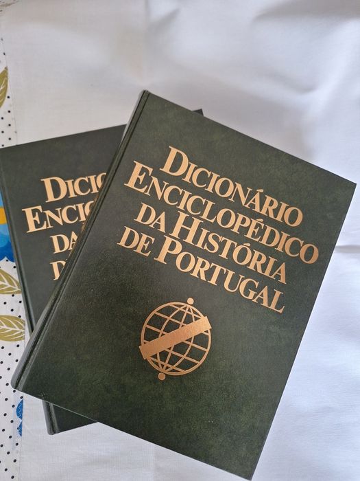 Dicionário E História de Portugal