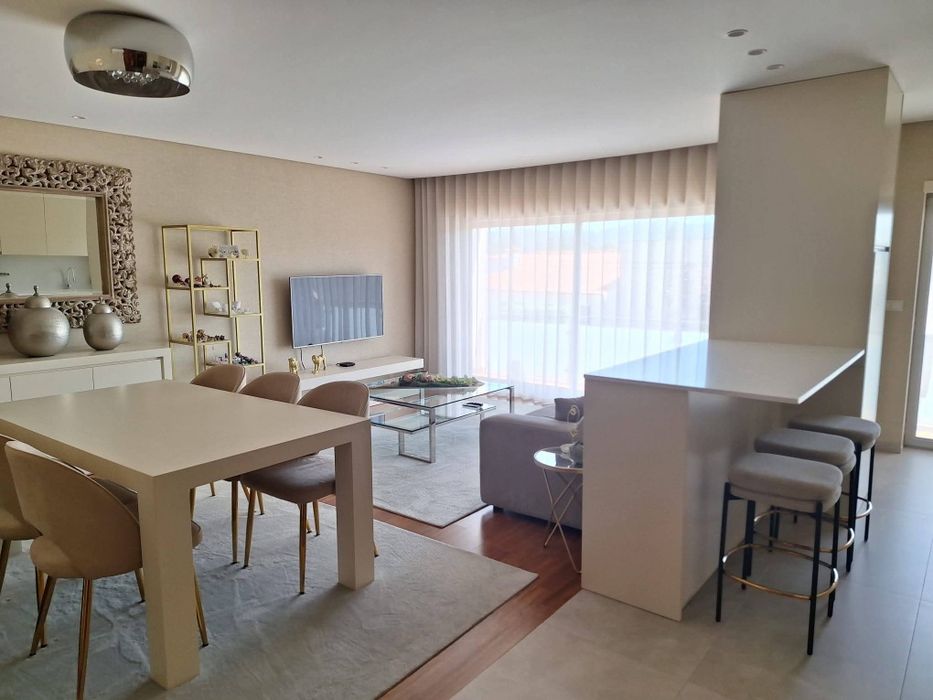 Apartamento T3 com garagem fechada excelente oportunidade