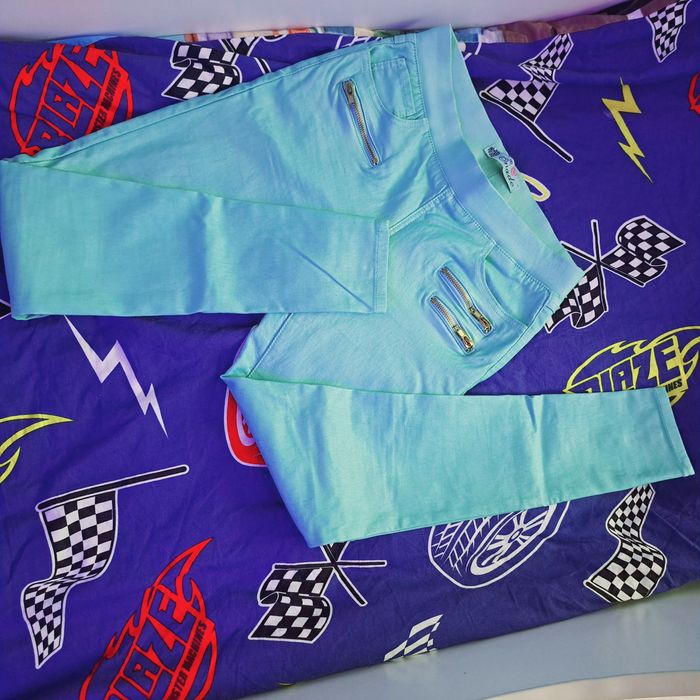 Spodnie eko skórka.