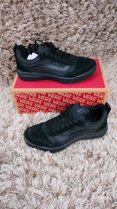 Buty Vans -  Range Exp roz. 38,5