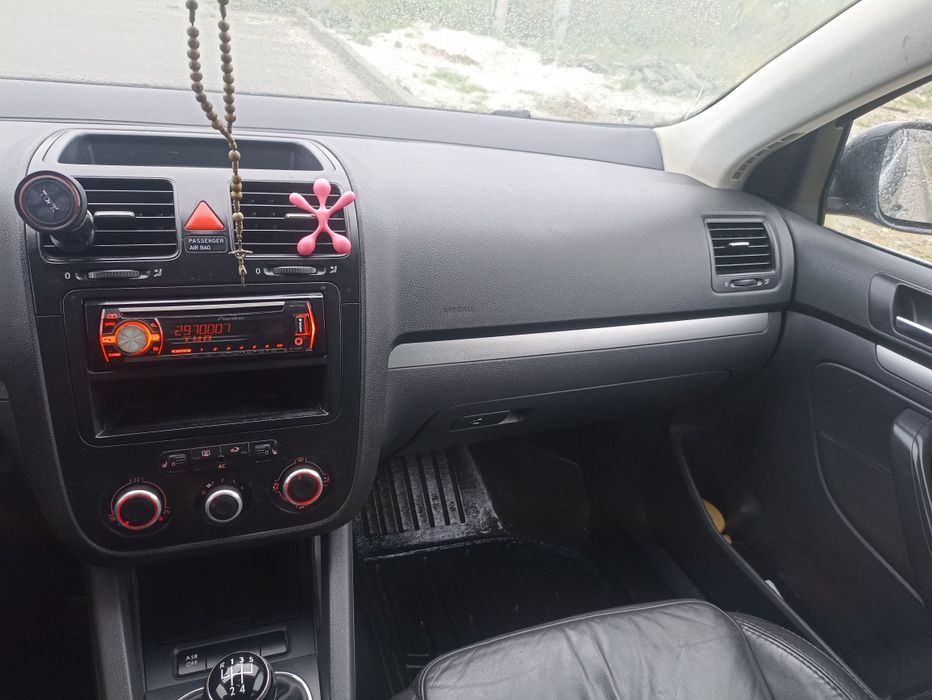 Volkswagen Golf Гольф 5
