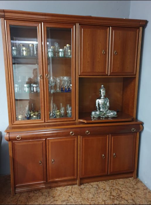 Estante vitrine bom estado