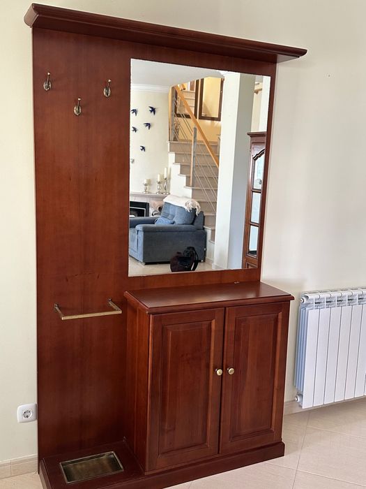 móvel de entrada com espelho