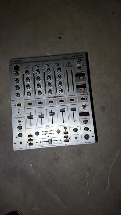 Limpeza garagem – artigos variados (Som, TV, Vídeo, DJ..)