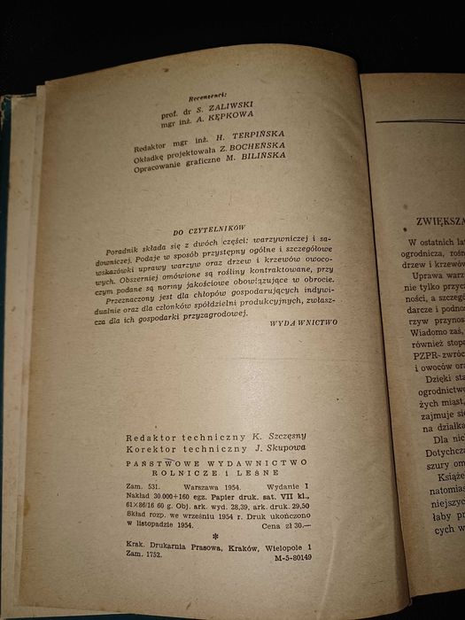 Stara książka poradnik ogrodnika z 1954 roku