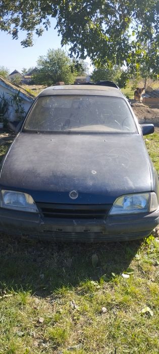 Продам машину Опель Омега,2,3 дизель,в не исправном состоянии.