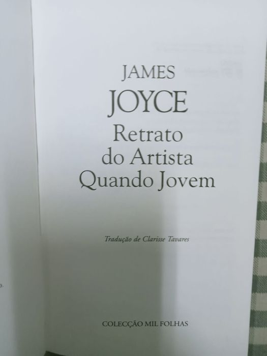Livro “Retrato do Artista Quando Jovem”