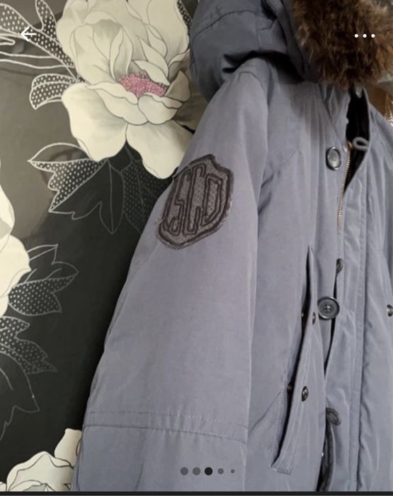 Blusao marca Levis Strauss