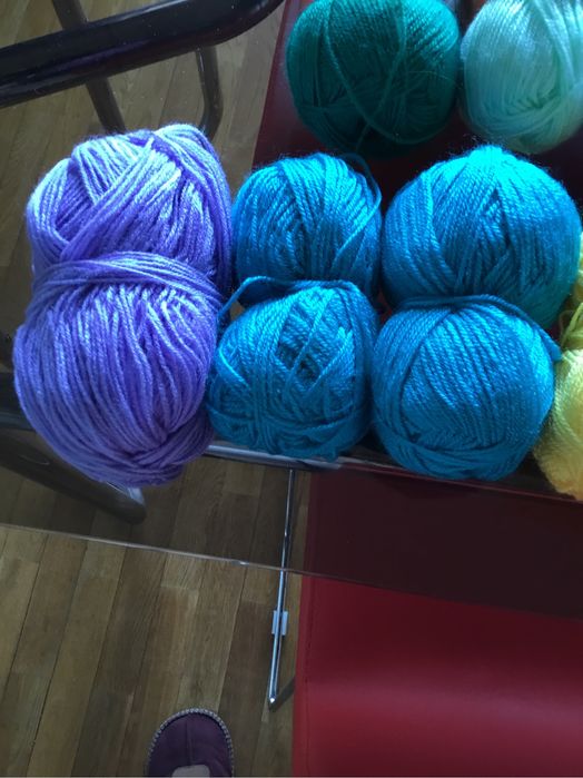 Novelos de lã marca Coral