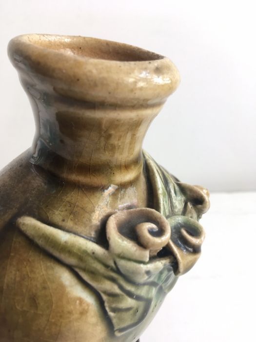 Maly flakonik w różyczki PRL