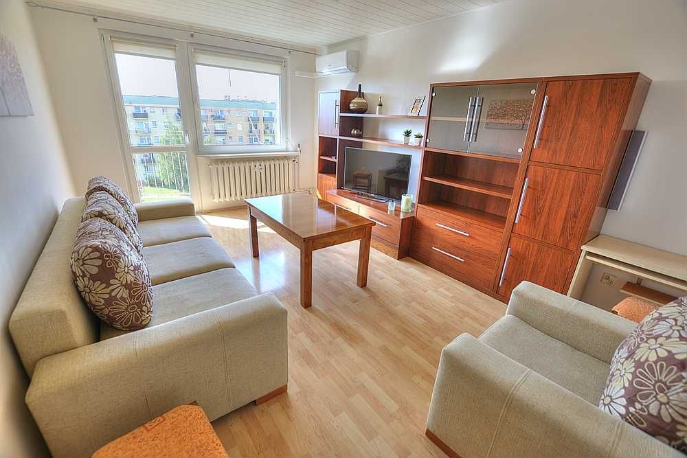 2 pokoje, balkon, klimatyzacja