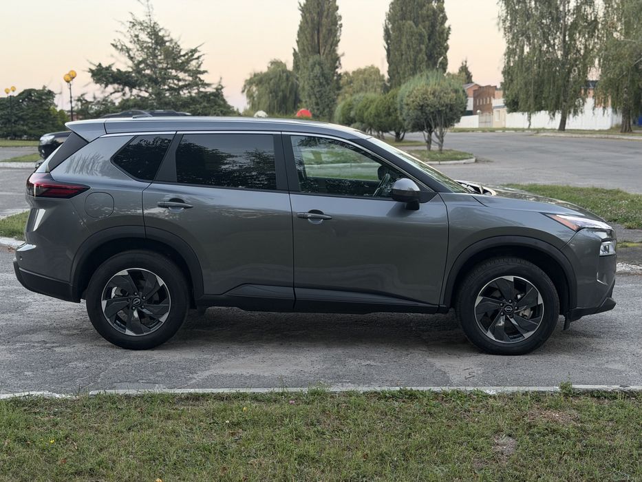 Продам Nissan Rogue T33 AWD