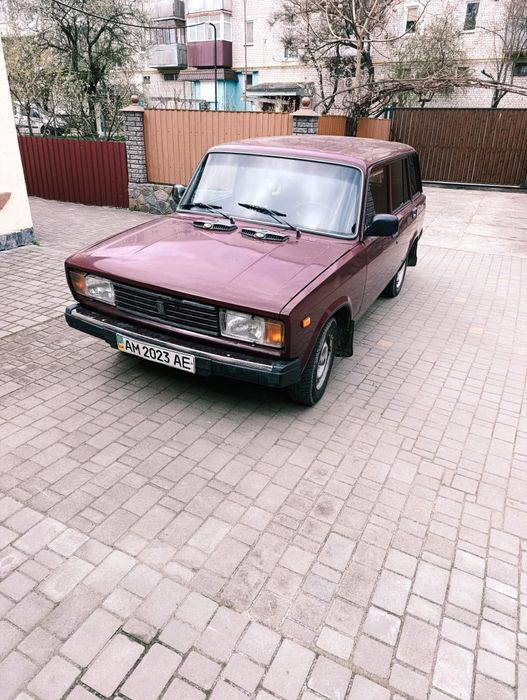 Продам ваз 2104.
