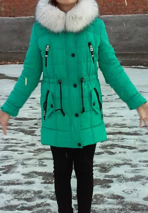 Зимняя курточка на девочку