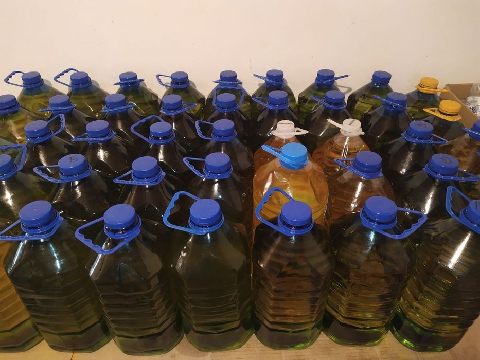 Продам соняшнику олію, власного виробництва, не жарена