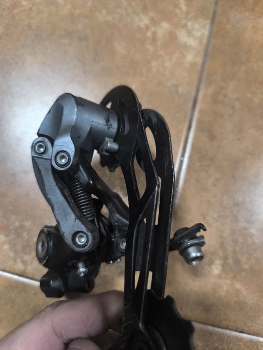 Desviador traseiro Shimano Alivio 9V – gaiola longa (Shadow RD)