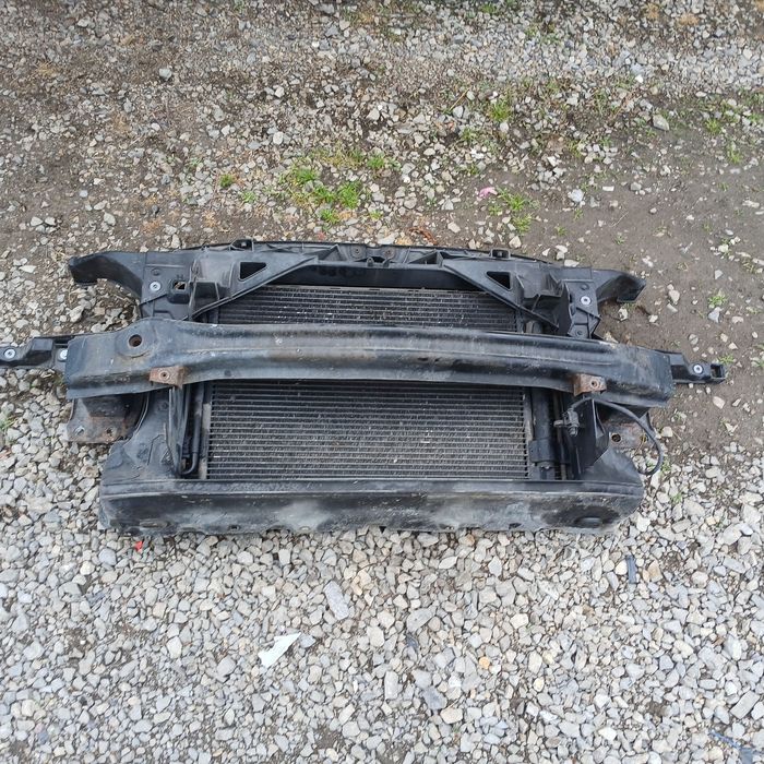 Pas przedni kompletny Seat Leon II 1.6 benzyna