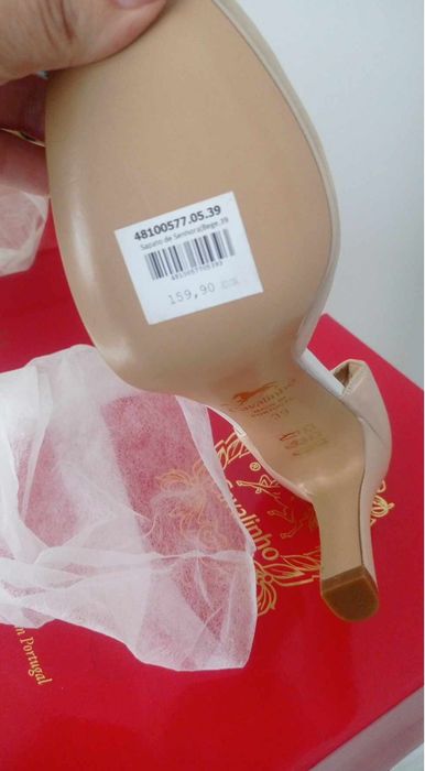 Sandálias salto cavalinho