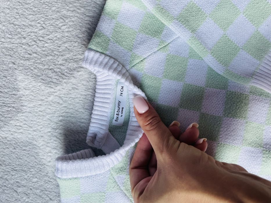 Лот Костюм, светр на дівчинку