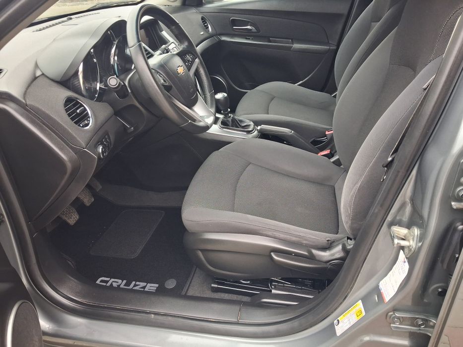 Chevrolet cruze 2011r 1.8benz sprowadzony zarejestrowany w Polsce