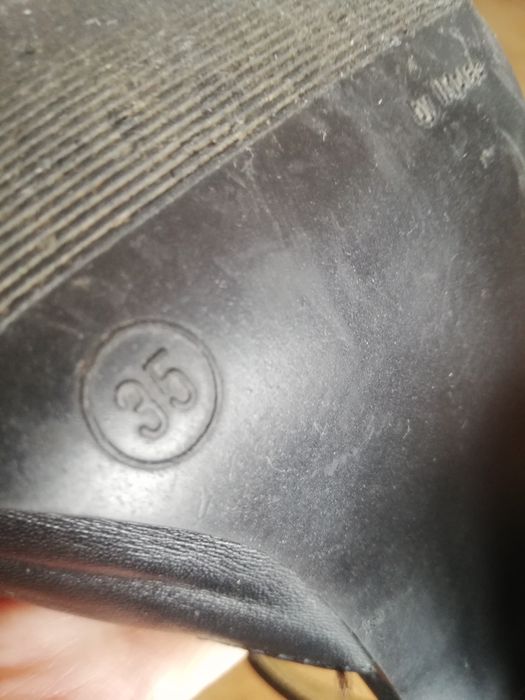 Buty ze skóry czarne roz. 35