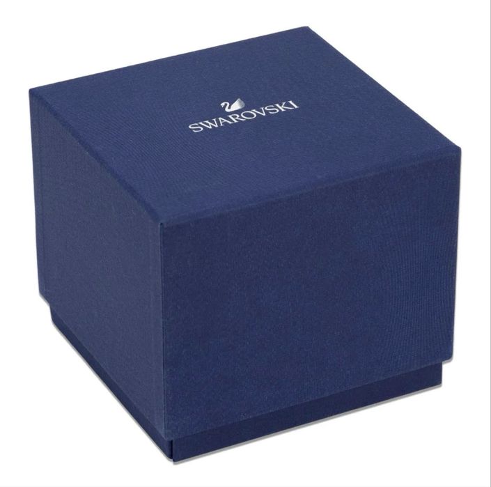 Оригинальные часы Swarovski  с кристалами в золоте ,новые. В полной ко