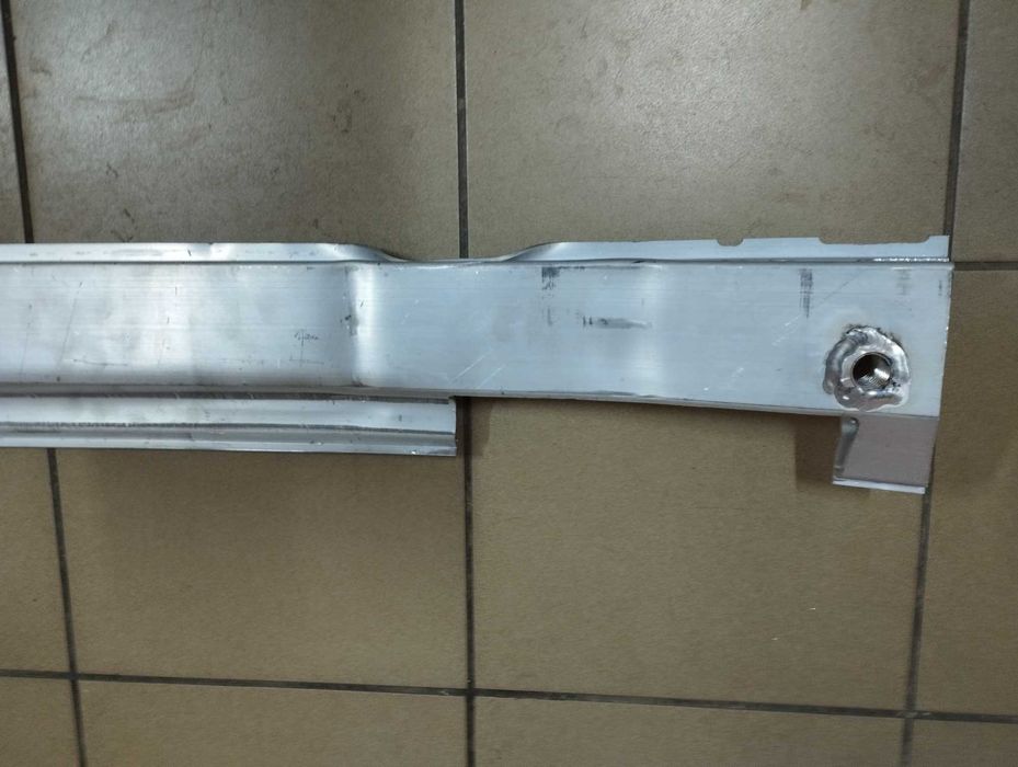 AUDI Q5 80A FYB підсилювач усилитель переднього бампера США 80A807113C