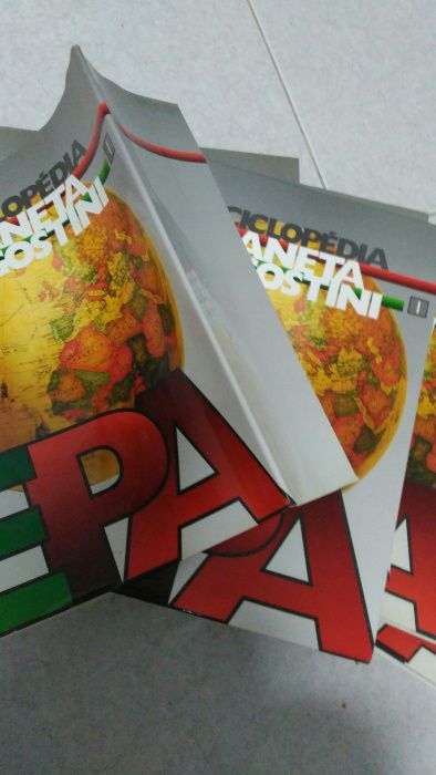 5 volumes da Enciclopédia PLANETA DEAGOSTINI