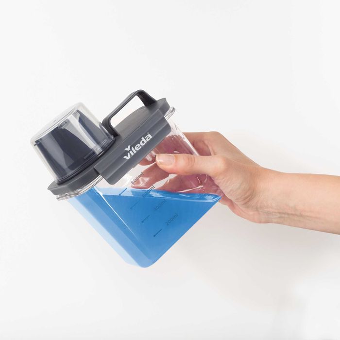 VILEDA Pojemnik na detergenty proszek płyn do prania z miarką 1,1 L