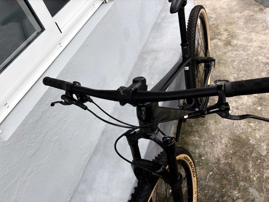 Bicicleta btt carbono