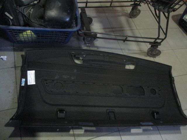 Chapeleira / tampo da mala MERCEDES-BENZ Classe E (W212)