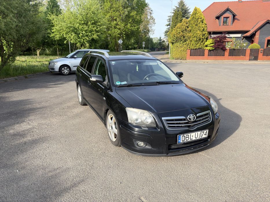 Toyota Avensis 2.2 dcat 177km 2006