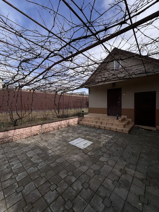 Продається будинок, район ресторану "Фаберже"