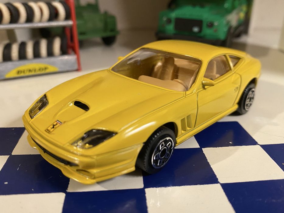 Ferrari F550 Maranello Burago 1/43