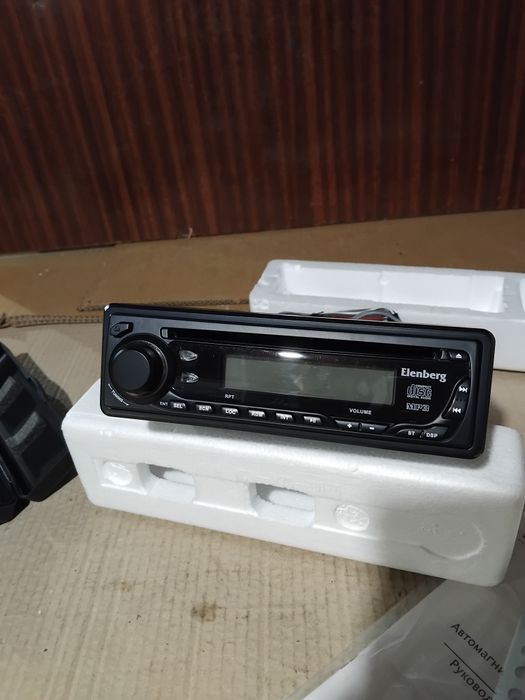 Автомагнітола Elenberg