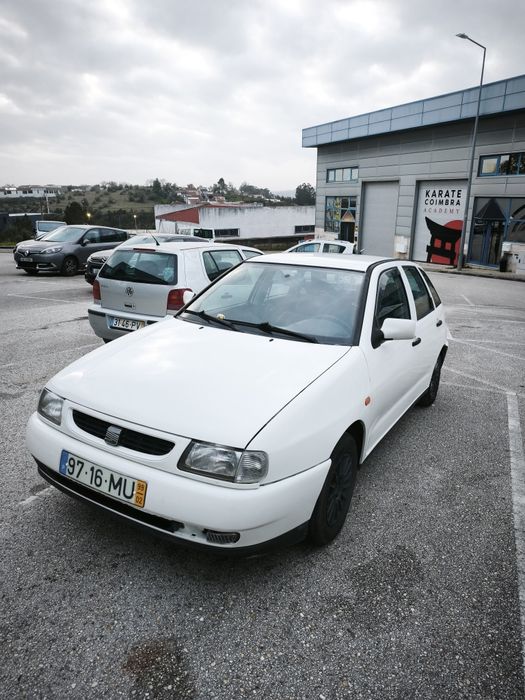 Seat Ibiza 1.0  gasolina super econômico ano 99