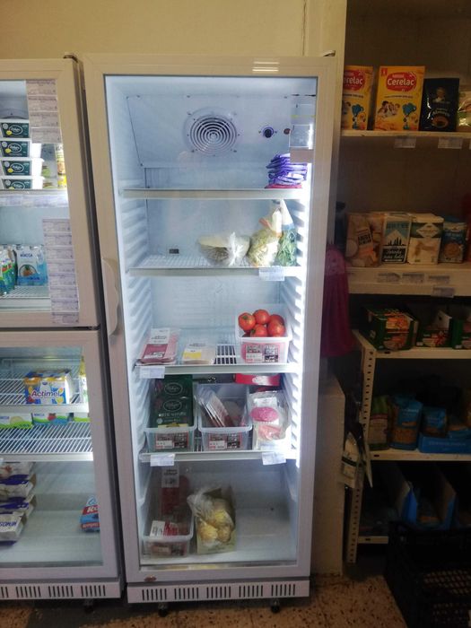 Refrigeradora vertical