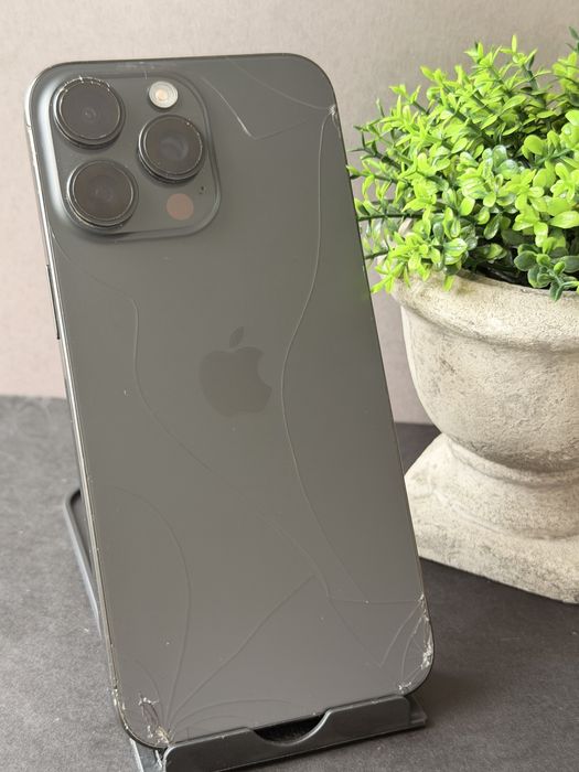 Продам айфон  15 про макс 256 iphone 15 pro max