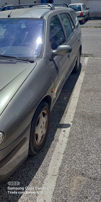 Renault megane 1.4 gasolina de 2001