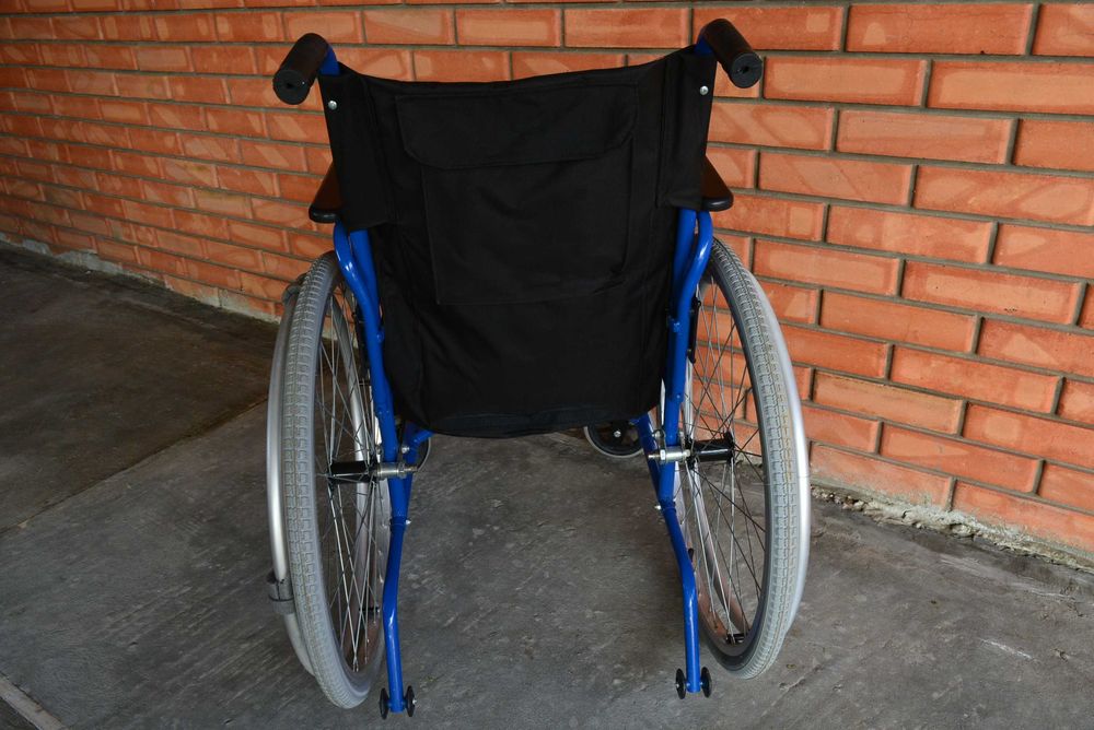 Інваліднє крісло (візок)