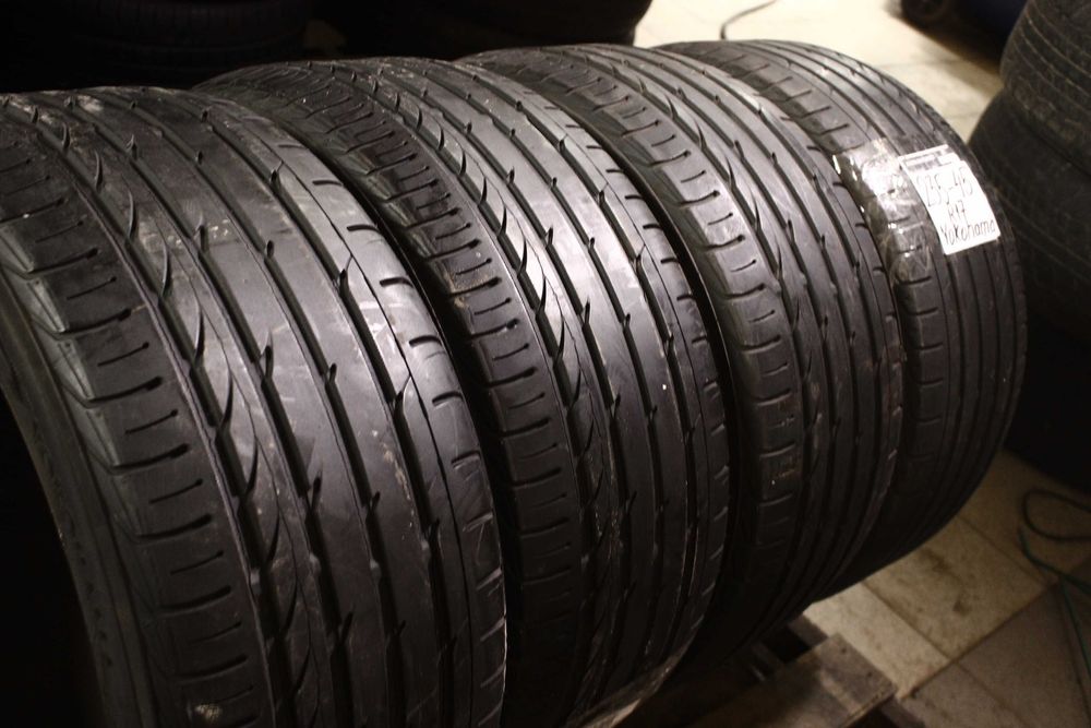 235-45-ZR17 YOKOHAMA ADVAN SPORT комплект летней резины Germany