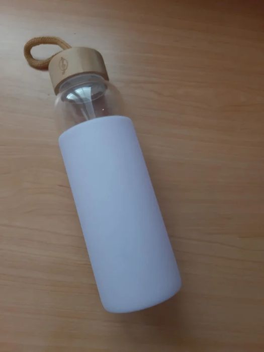 Стеклянная спортивная бутылка Stradivarius