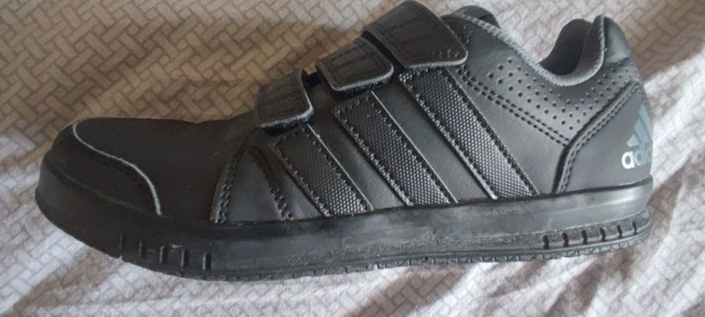 Кросівки-туфлі Adidas на хлопчика 36p.