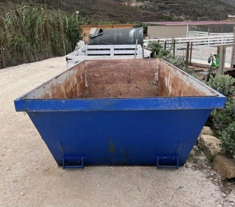 MARGEM SUL CARRINHAS e CONTENTORES p/recolha transporte de resíduos