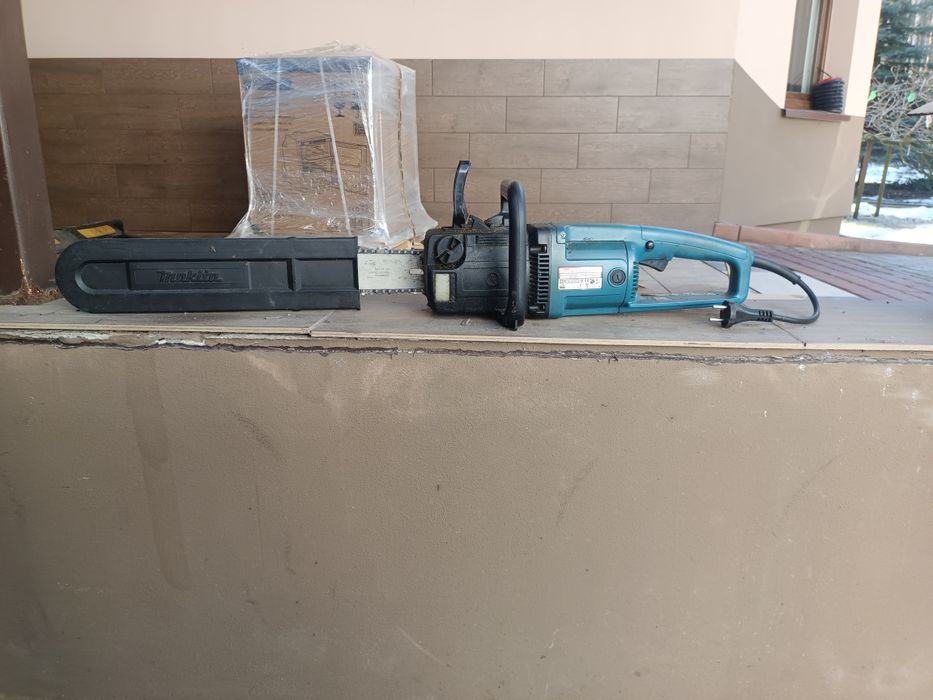 Piła łańcuchowa Makita