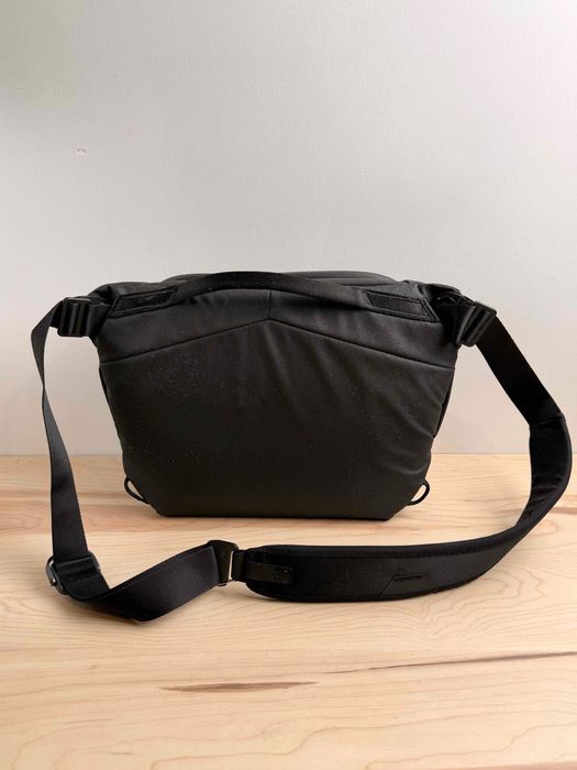 Peak Design Everyday Sling 6L