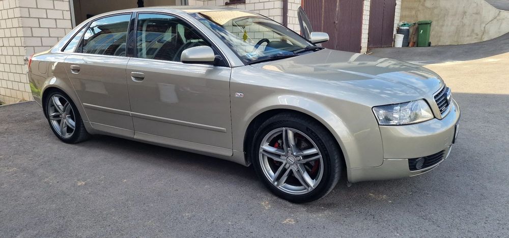 Audi A4Limousine