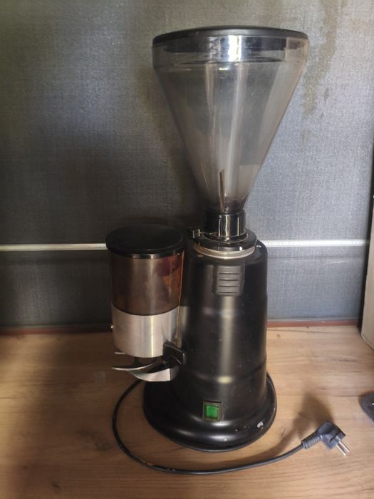 Гріндер кофемолка